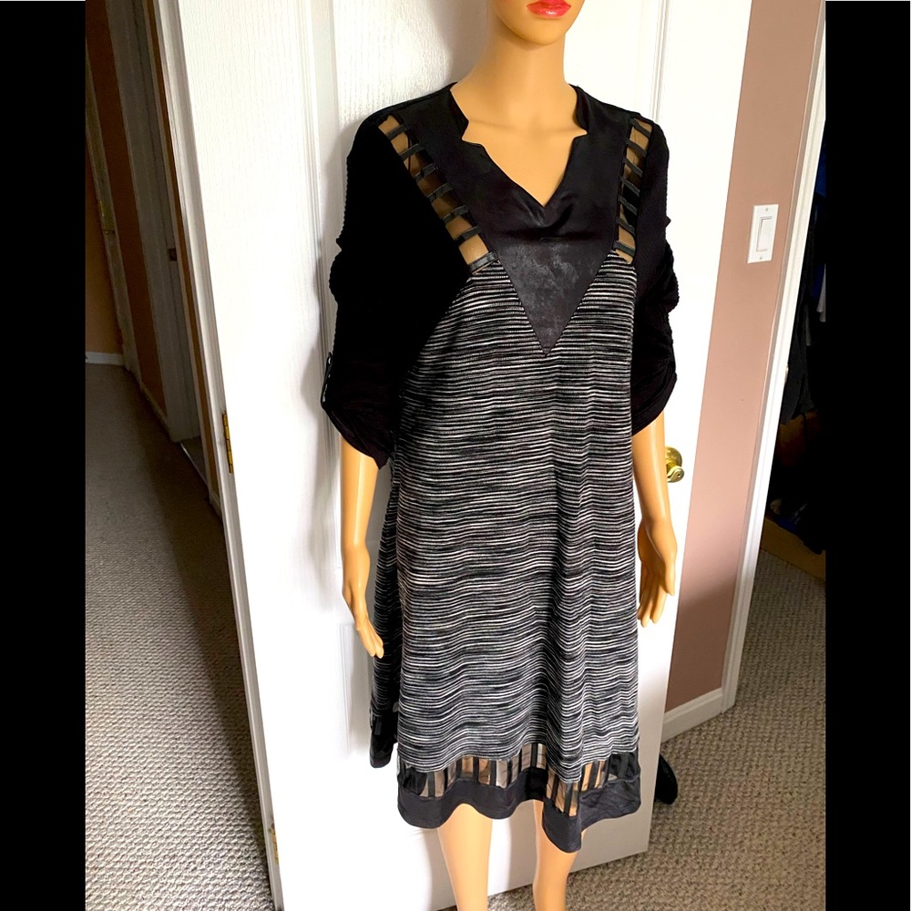 Flowy Tunic V-Neck Casual Dress